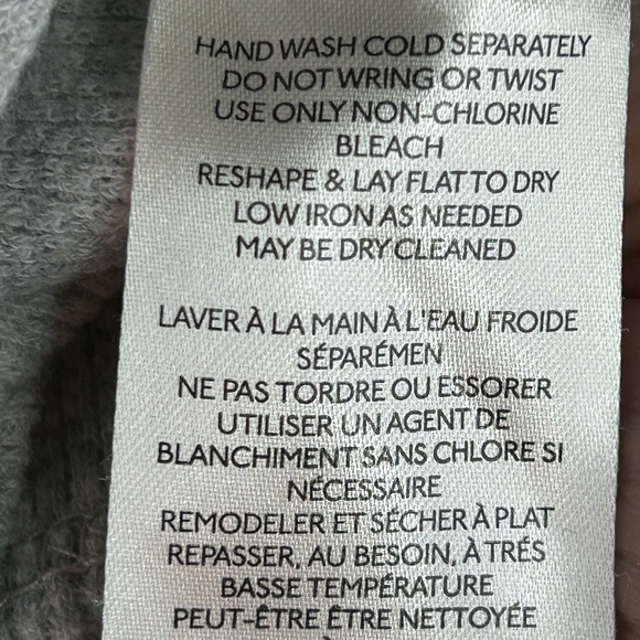 We‎ The Free Thermal V-Neck Decorative Sleeves Size Med - Picture 7 of 11